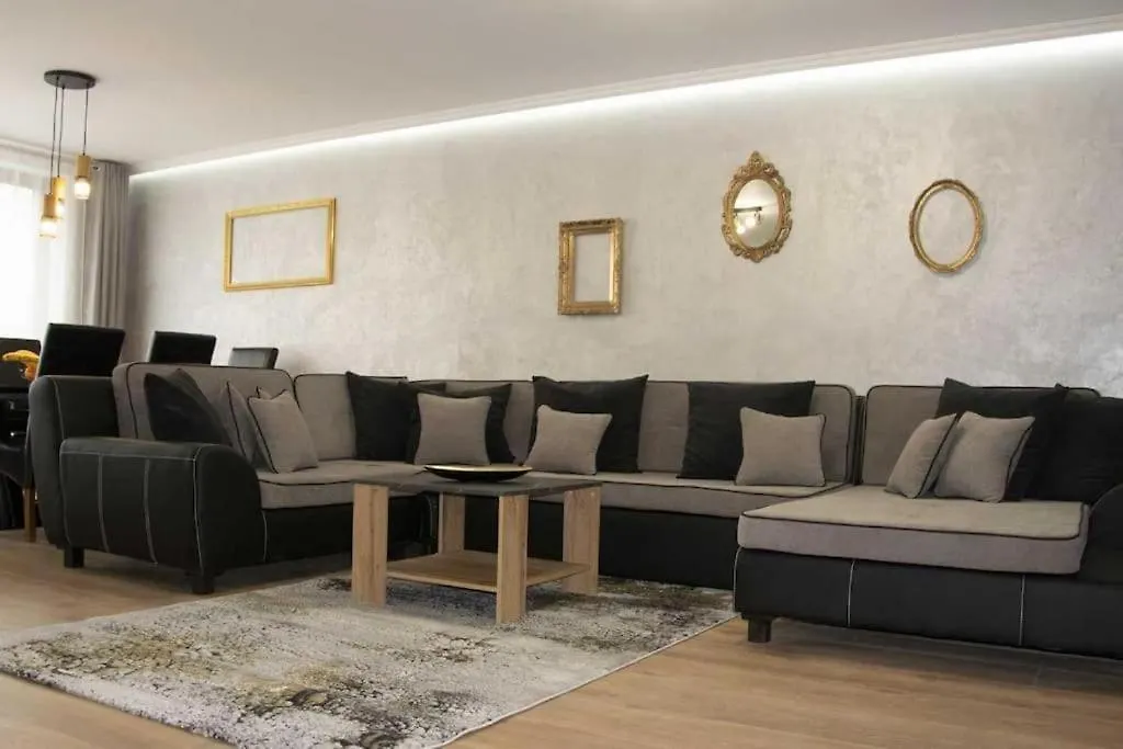 Golden Suite Varna Apartment